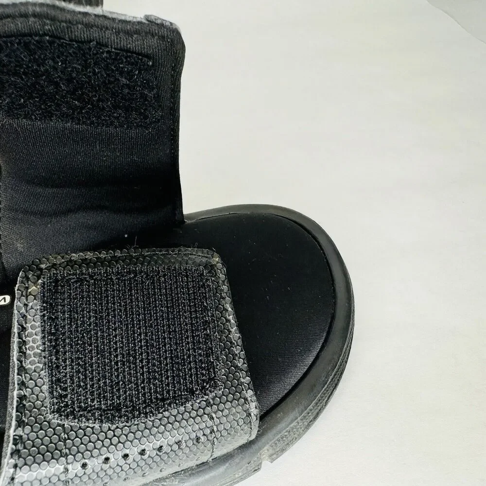 Under Armour 4D Foam Slide Sandals Black Youth Unisex Sz 1Y Adjustable Hook Loop
